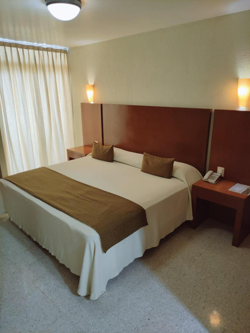 Photo - Hotel Central