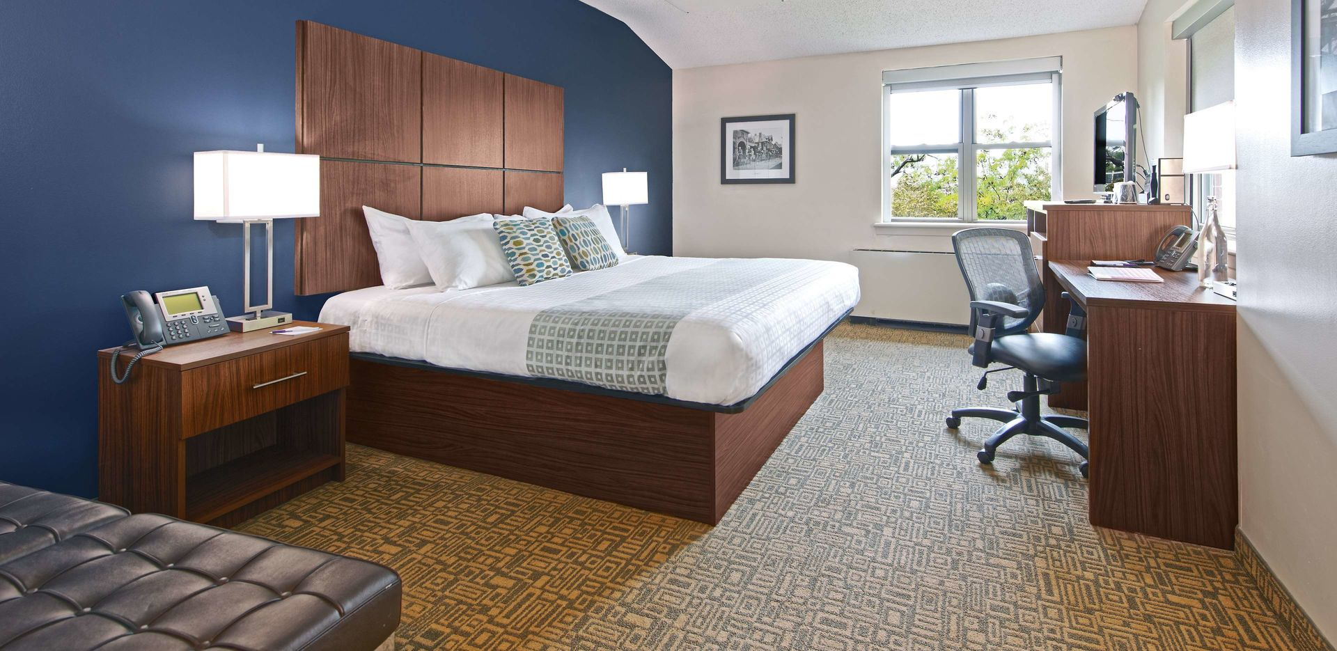 Photo - Kellogg Conference Hotel at Gallaudet University