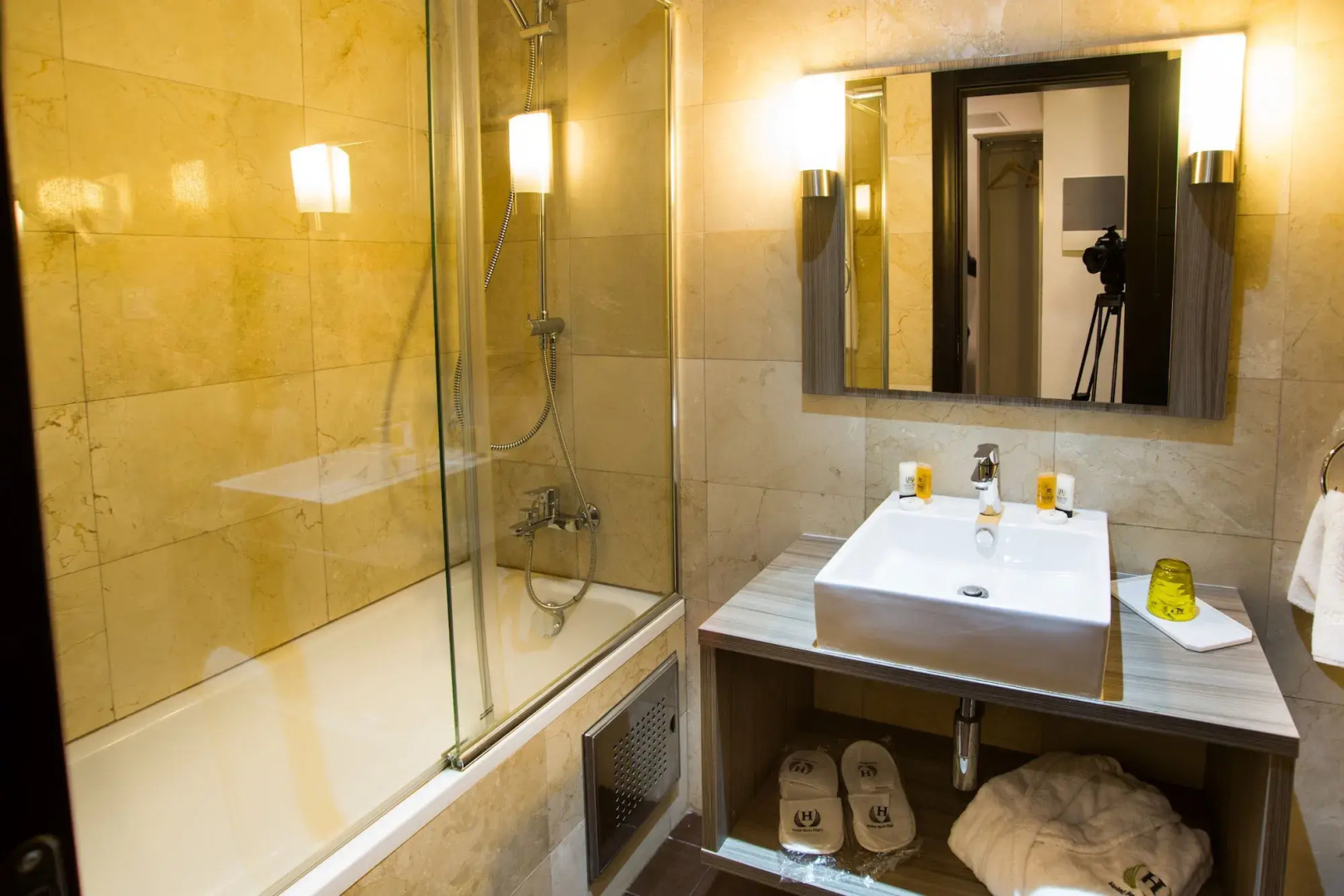 Foto - Hotel Best Night