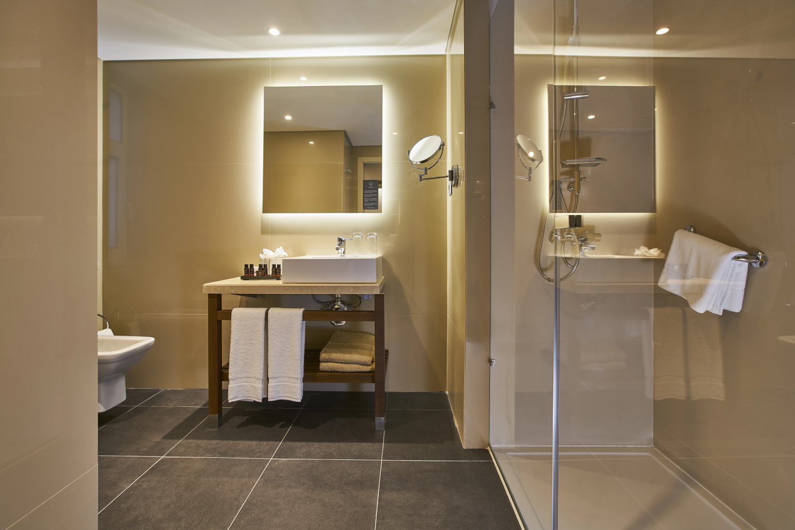 Photo - PortoBay Marques