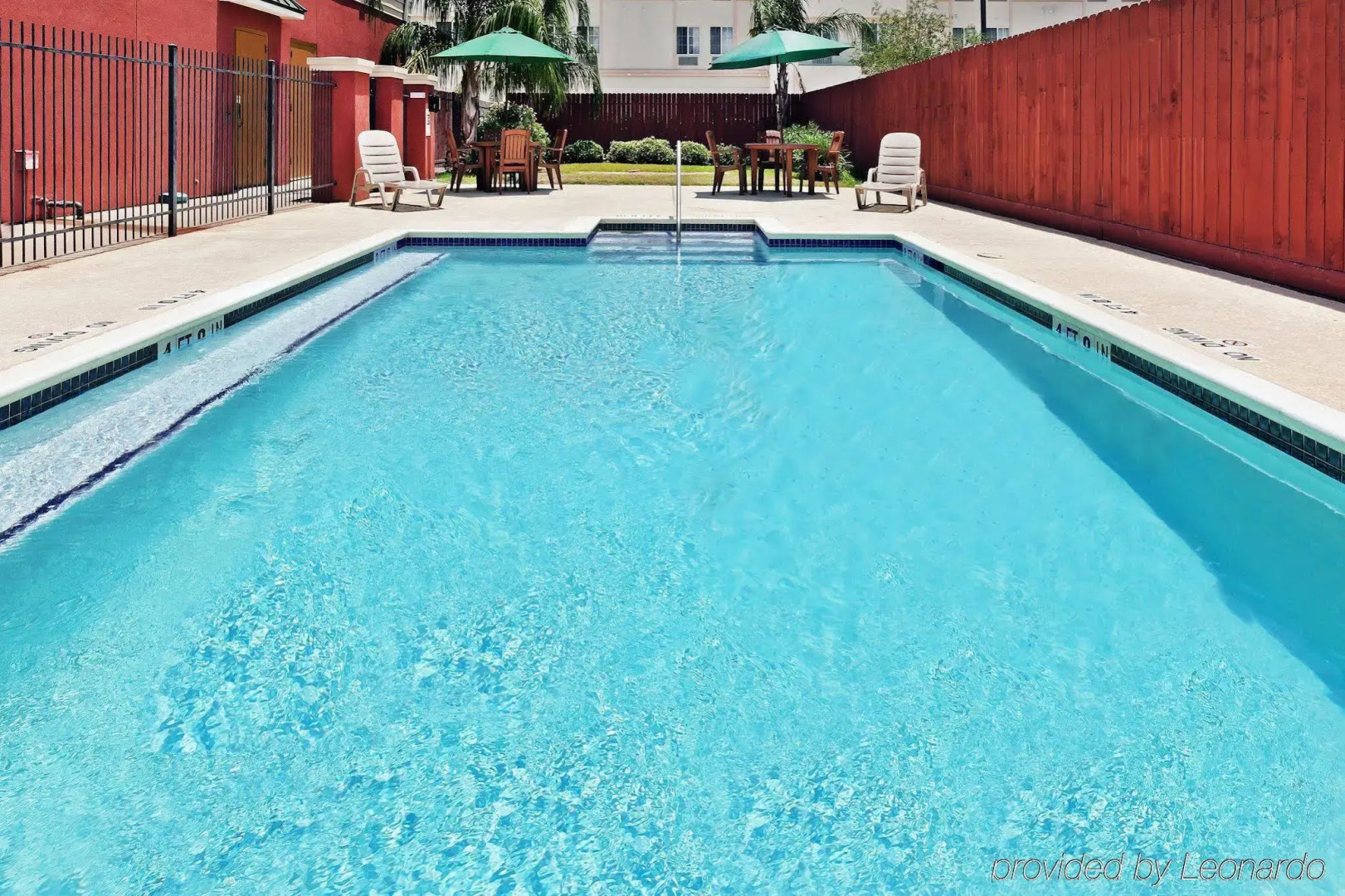 Foto - Best Western Plus Hobby Airport Inn & Suites