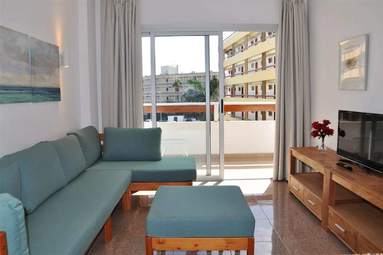 Photo - Las Camelias Apartments