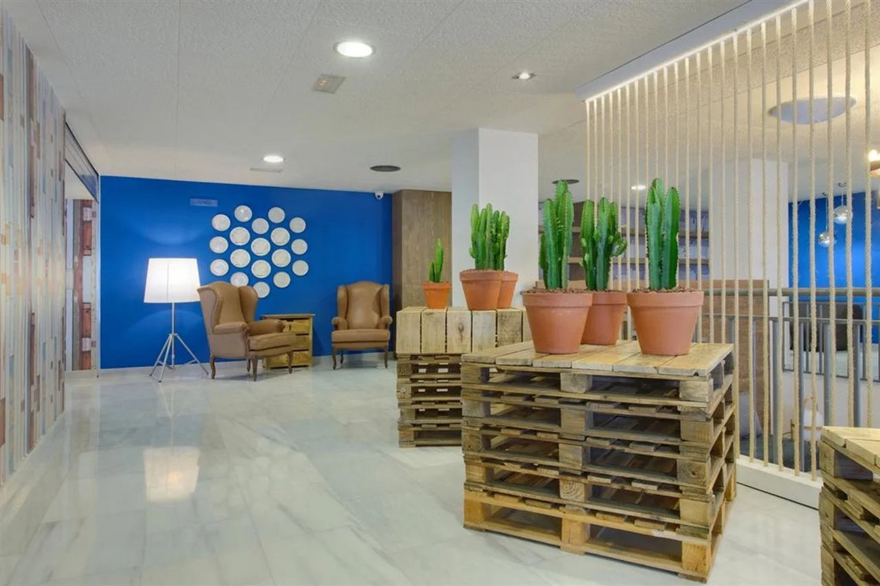 Foto - Madrid Airport Suites, Affiliated by Meliá
