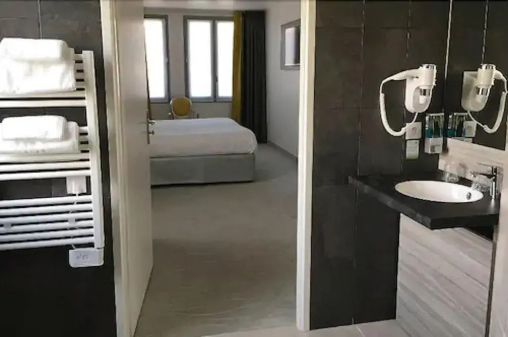 Photo - Hôtel Versailles Chantiers