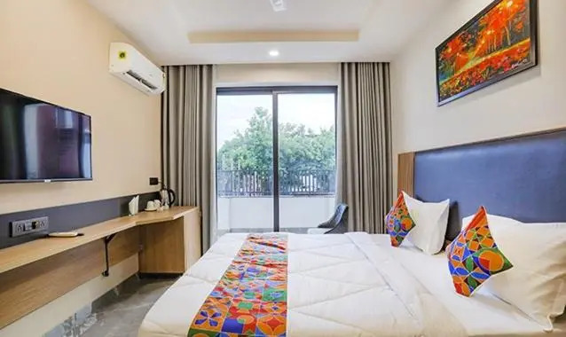 Photo - Saltstayz Premier - Cyber Hub