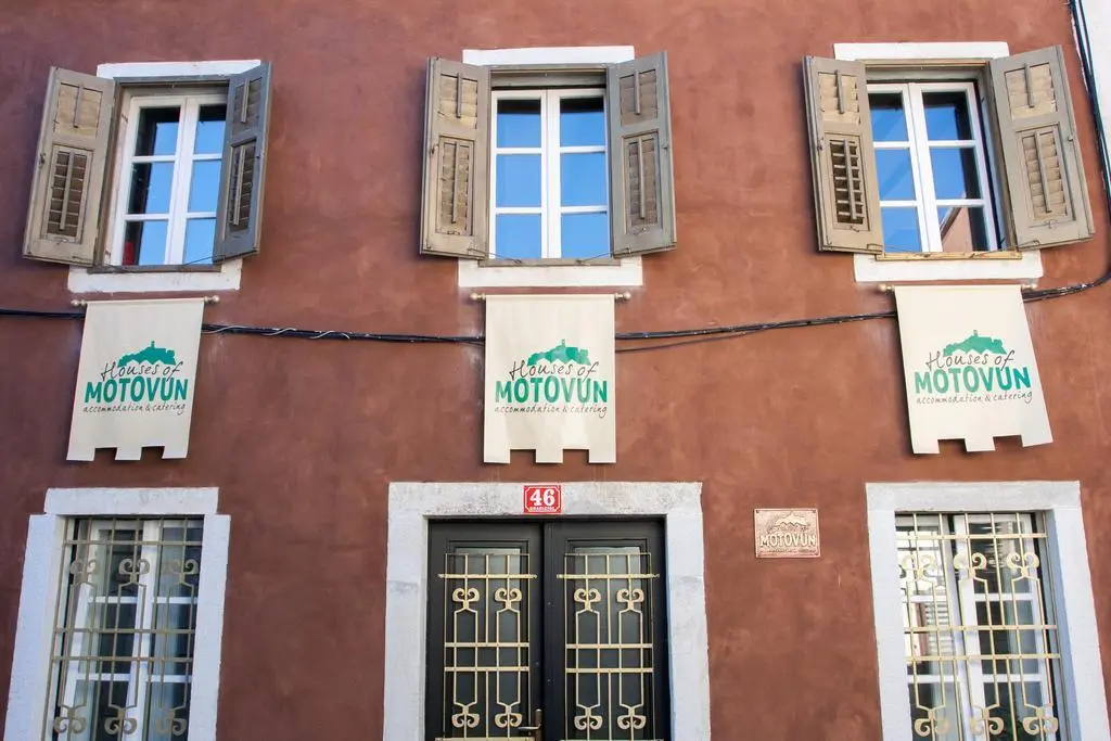Photo - Houses of Motovun