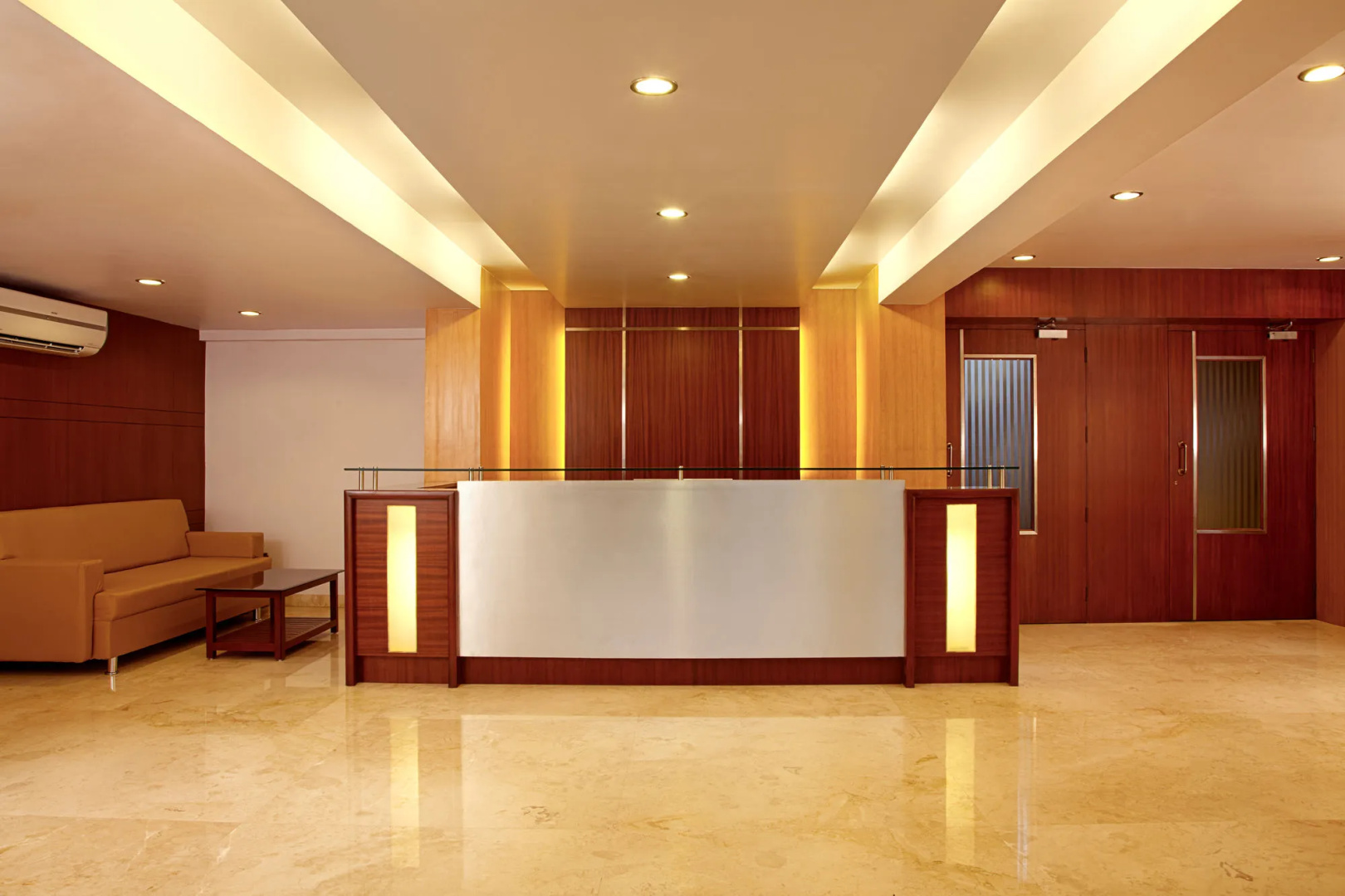 Photo - Hotel Lucky Goregaon