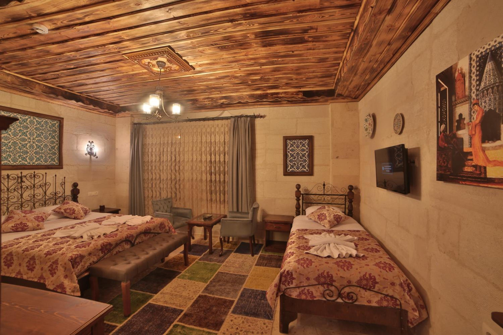 Foto - Caravanserai Inn Hotel