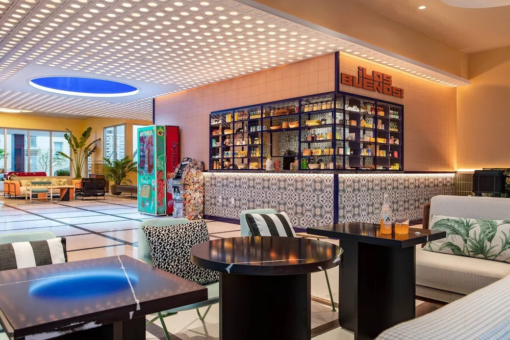 Photo - Moxy Miami South Beach