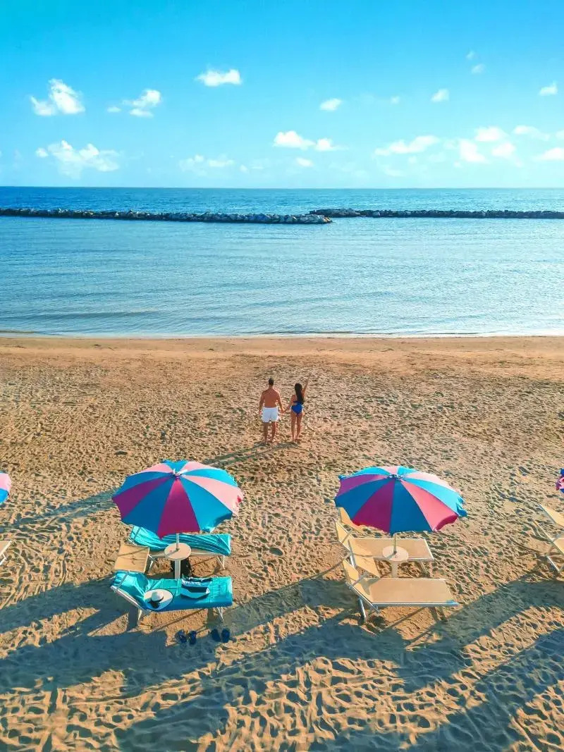 Foto - You & Me Beach Hotel