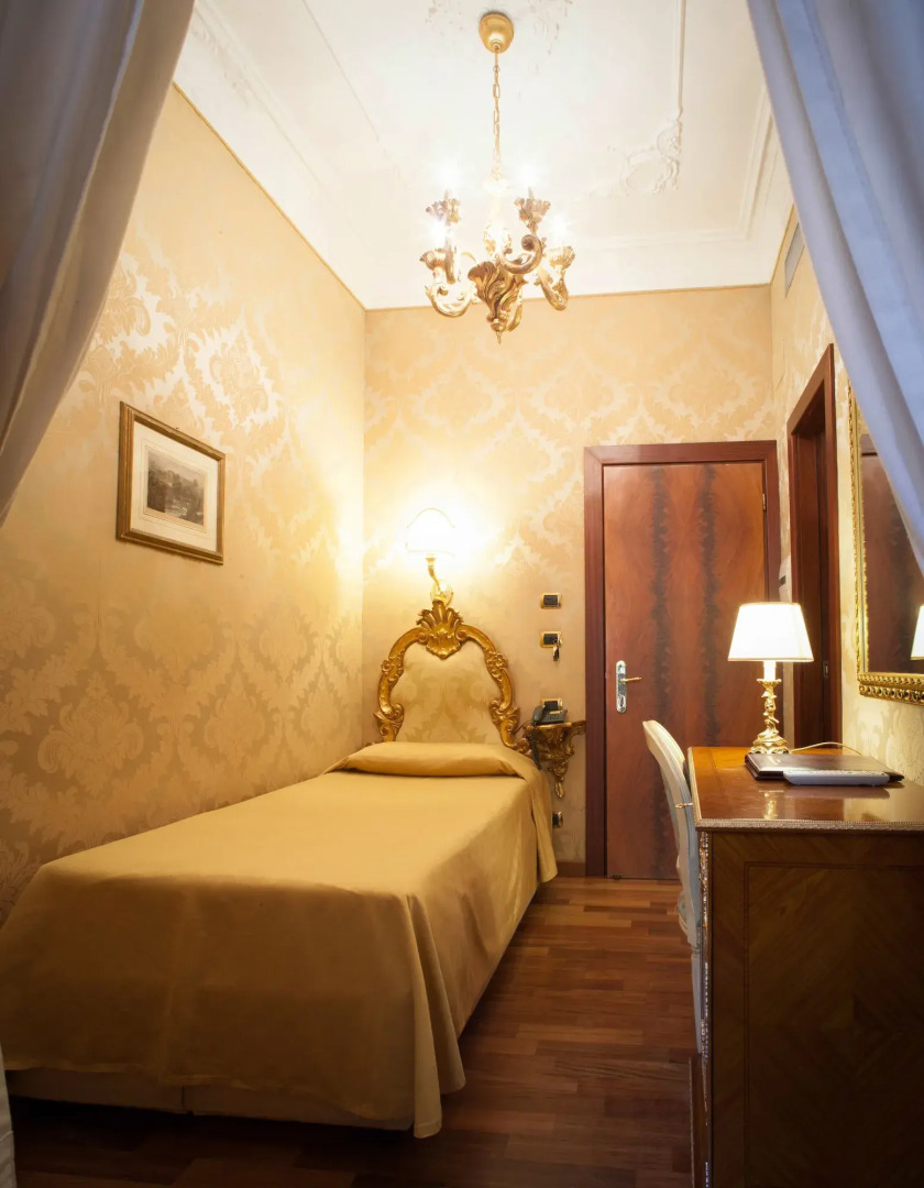 Photo - Hotel Des Epoques