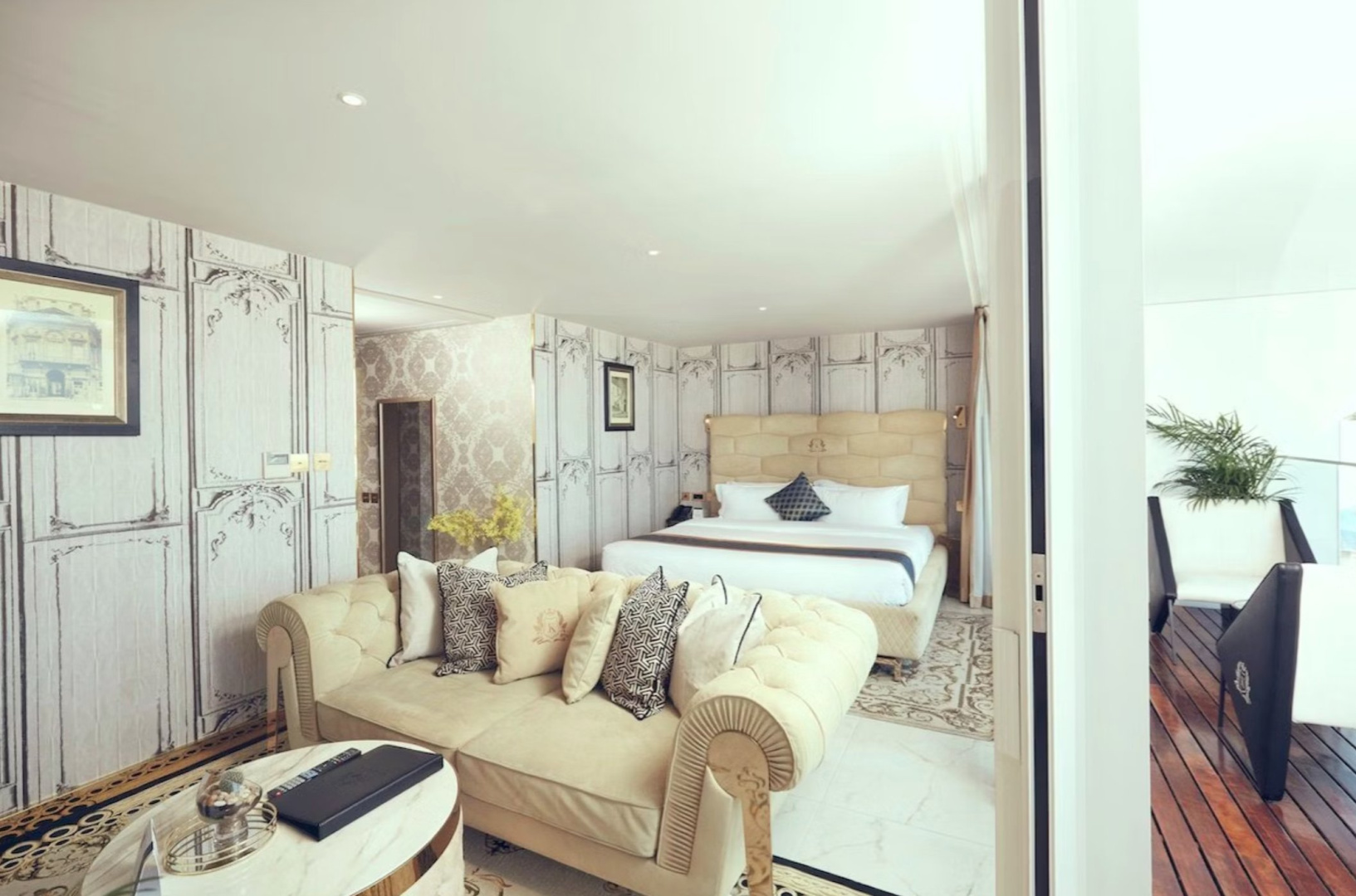 Foto - Number One Oxford Street Hotel & Suites