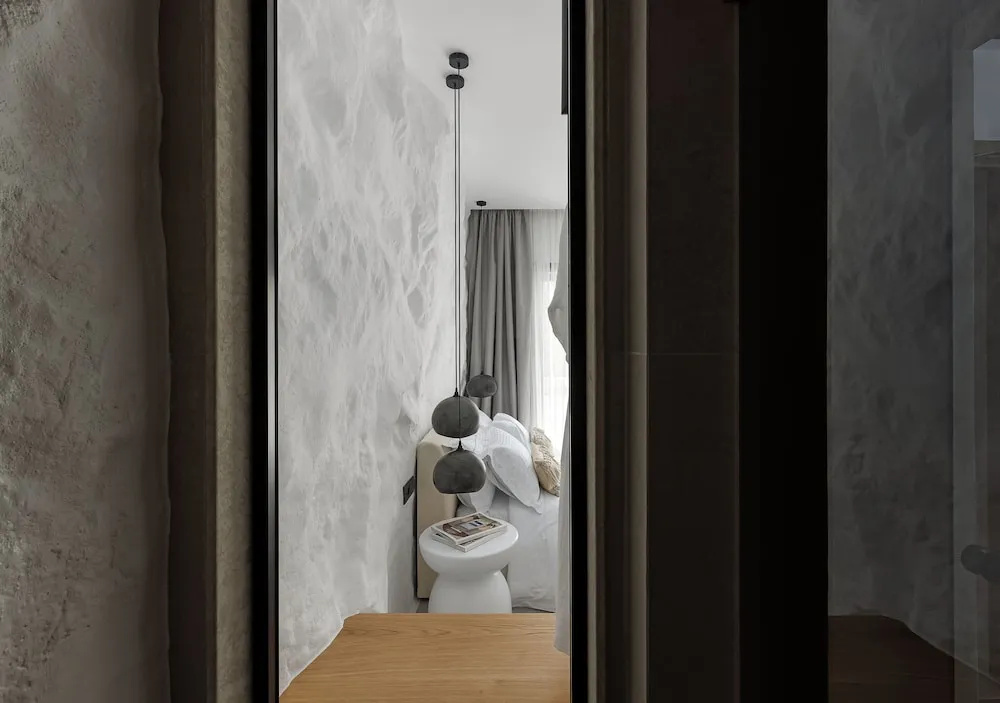 Photo - WhiteArt Suites