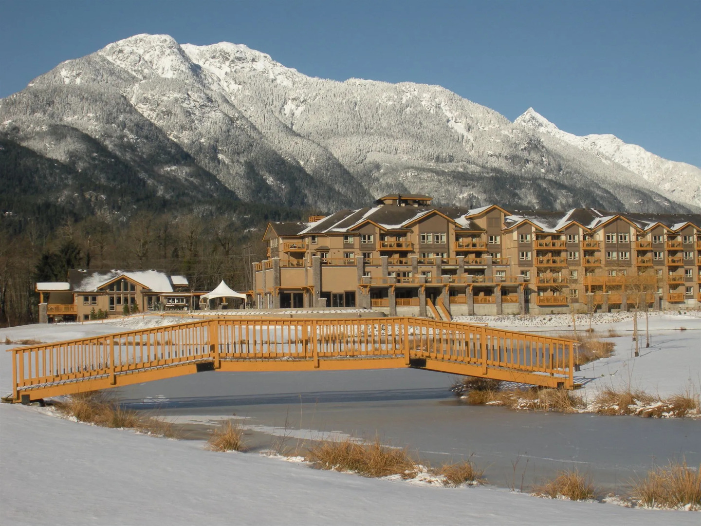 Photo - Executive Suites Hotel and Resort, Squamish