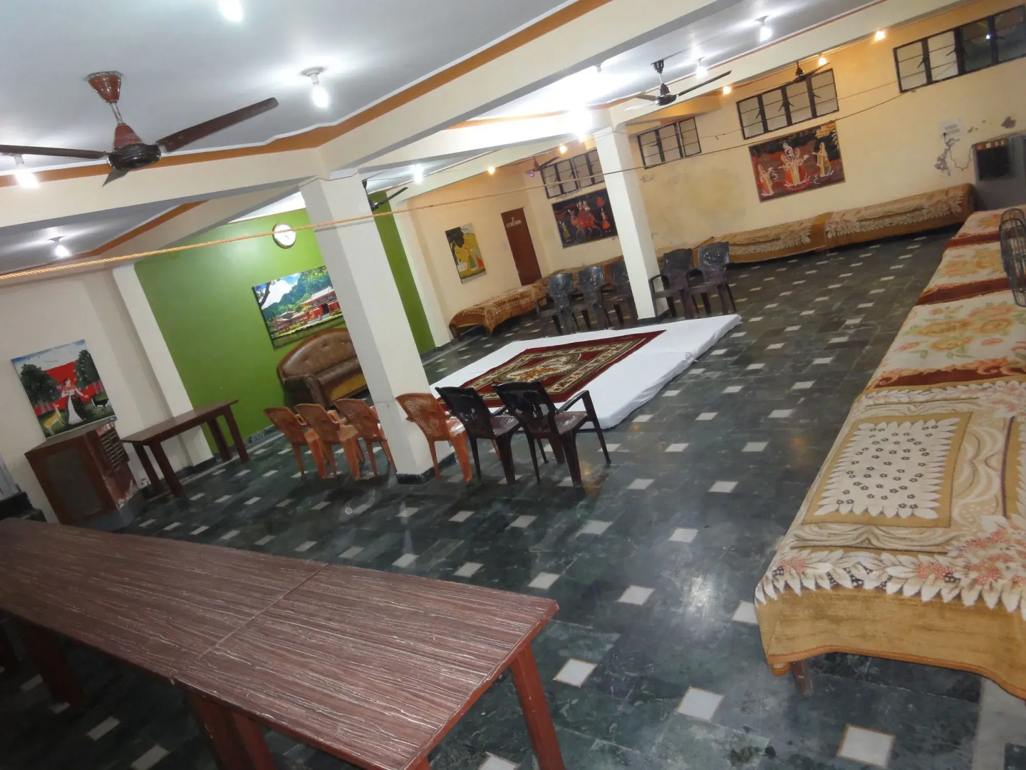 Photo - Hotel Taj Plaza