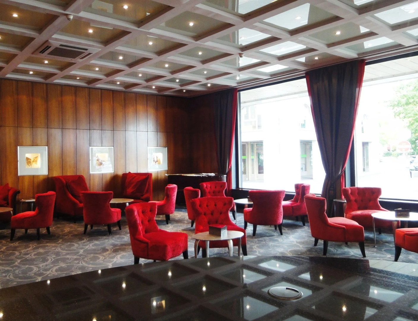 Foto - The Ambassador