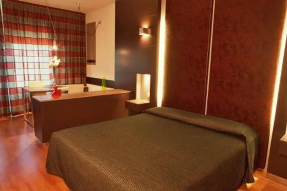 Photo - Wall Art Hotel & Residence