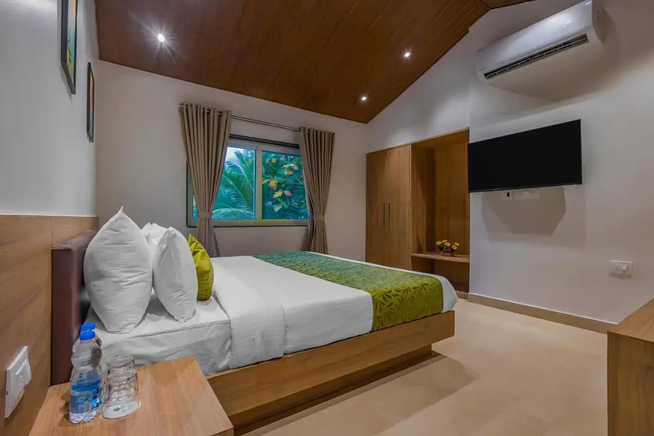 Photo - TreeHouse MARS Beach Cottages