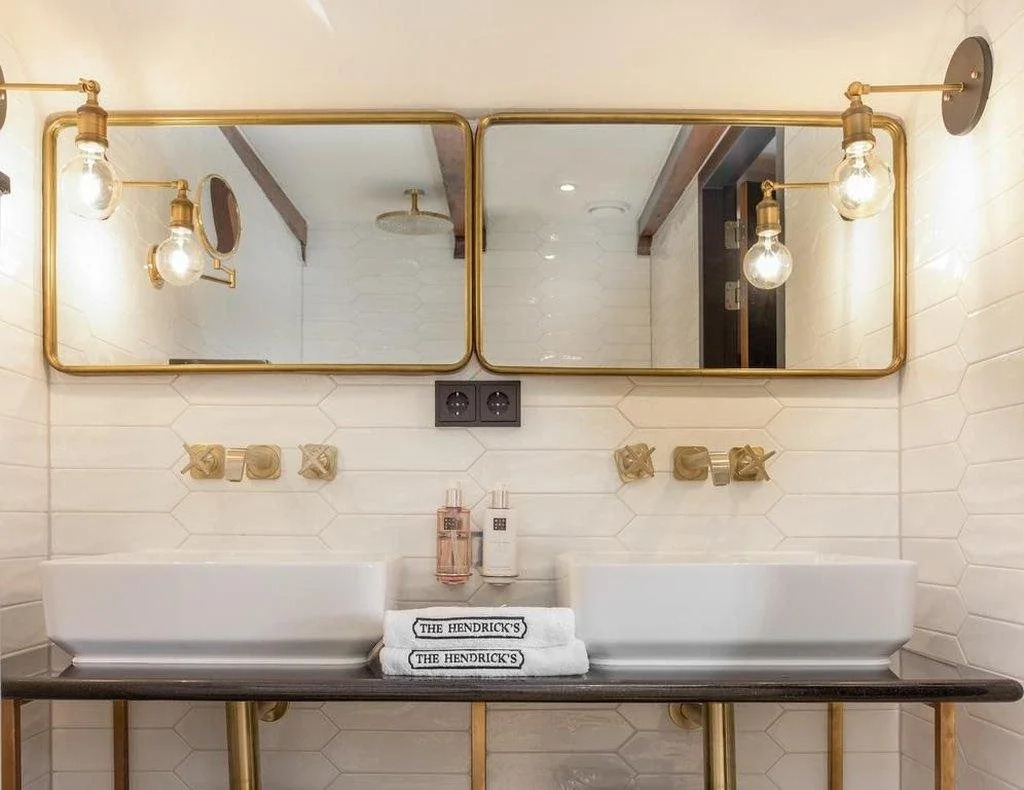 Photo - The Hendrick's Hotel
