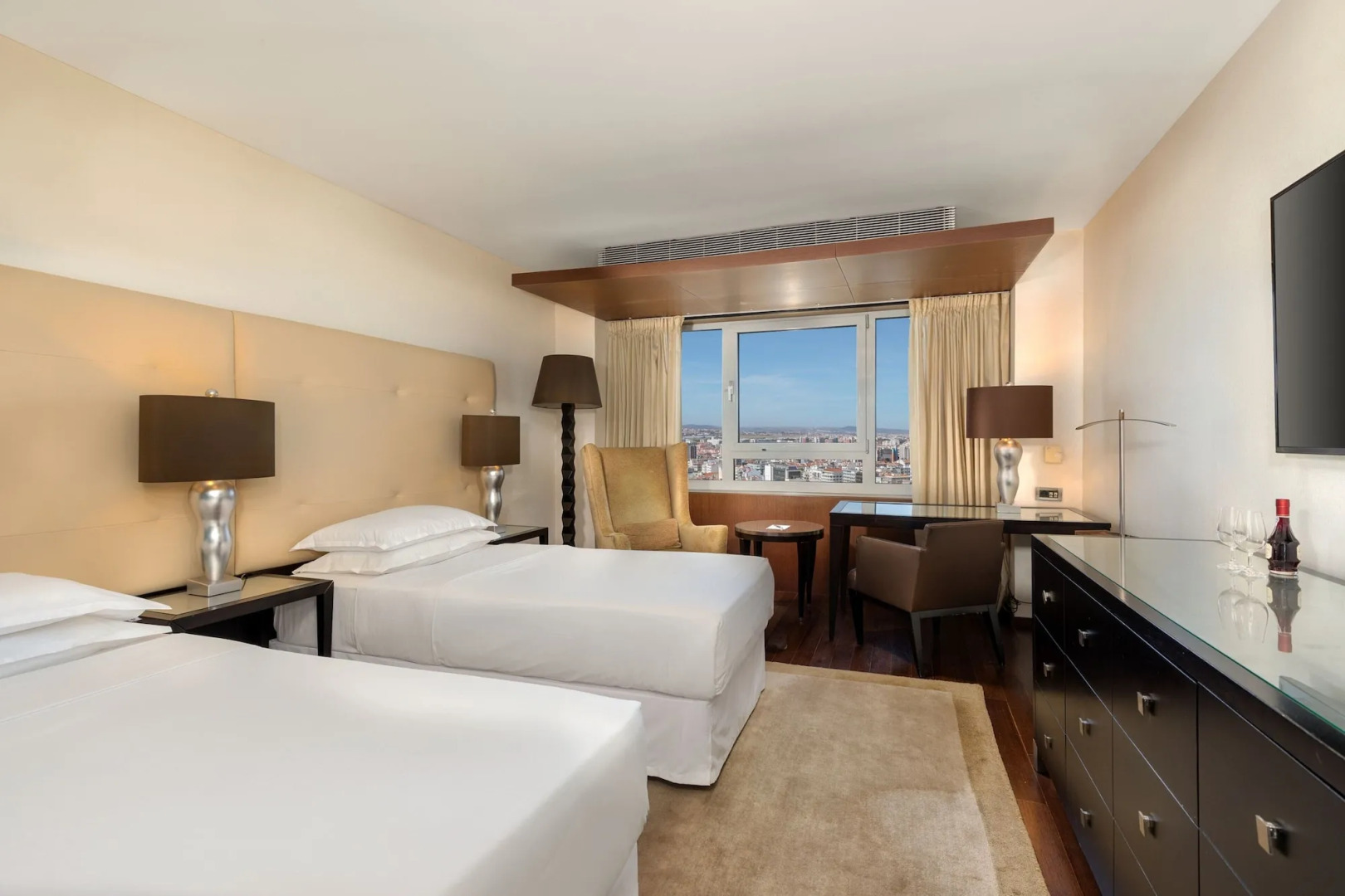 Photo - Sheraton Lisboa Hotel & Spa