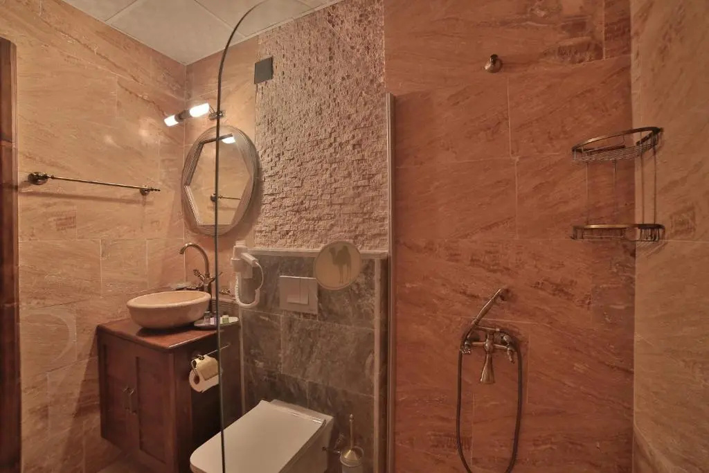 Foto - Caravanserai Inn Hotel