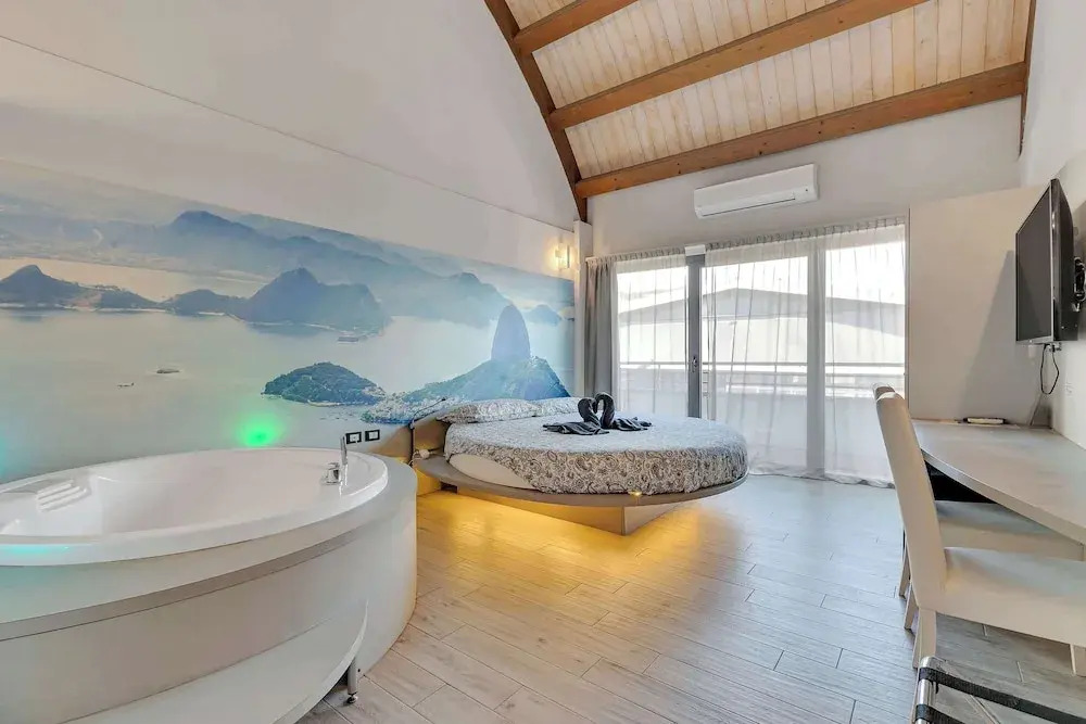 Photo - Suite A Tema