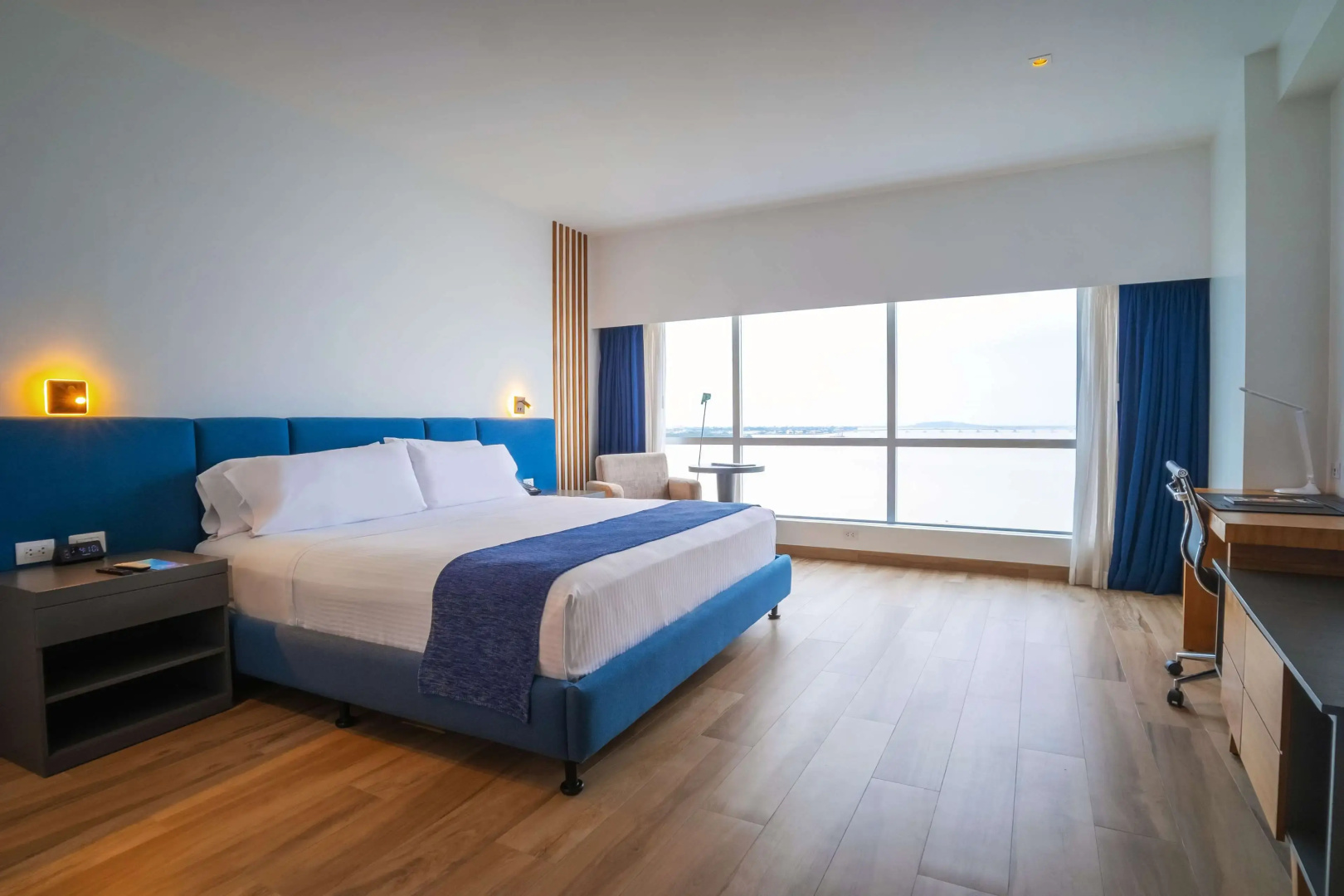Photo - Wyndham Guayaquil, Puerto Santa Ana