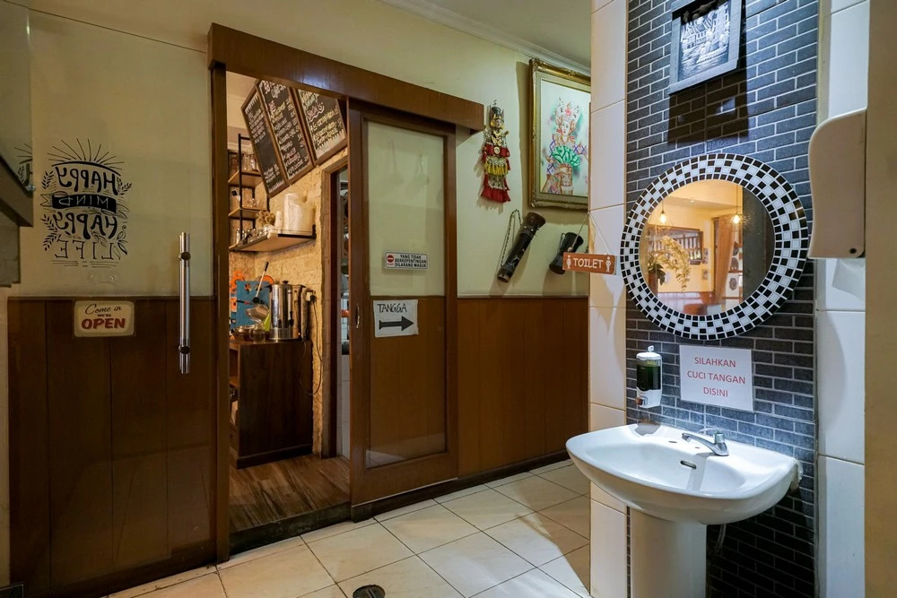 Foto - Urbanview Hotel 58 Bintaro by RedDoorz