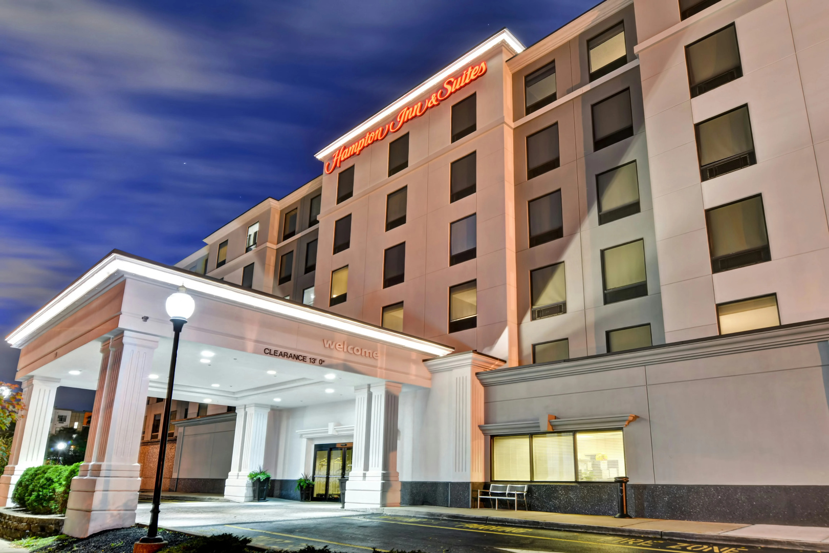 Photo - Hampton Inn & Suites Newark-Harrison-Riverwalk