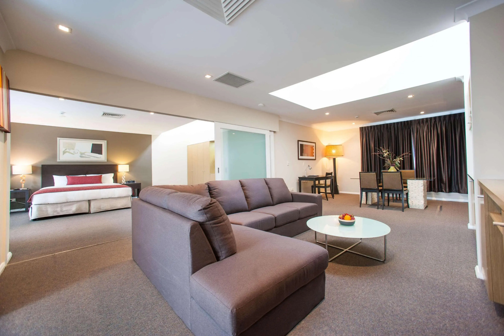 Photo - Ramada Hotel & Suites by Wyndham Cabramatta