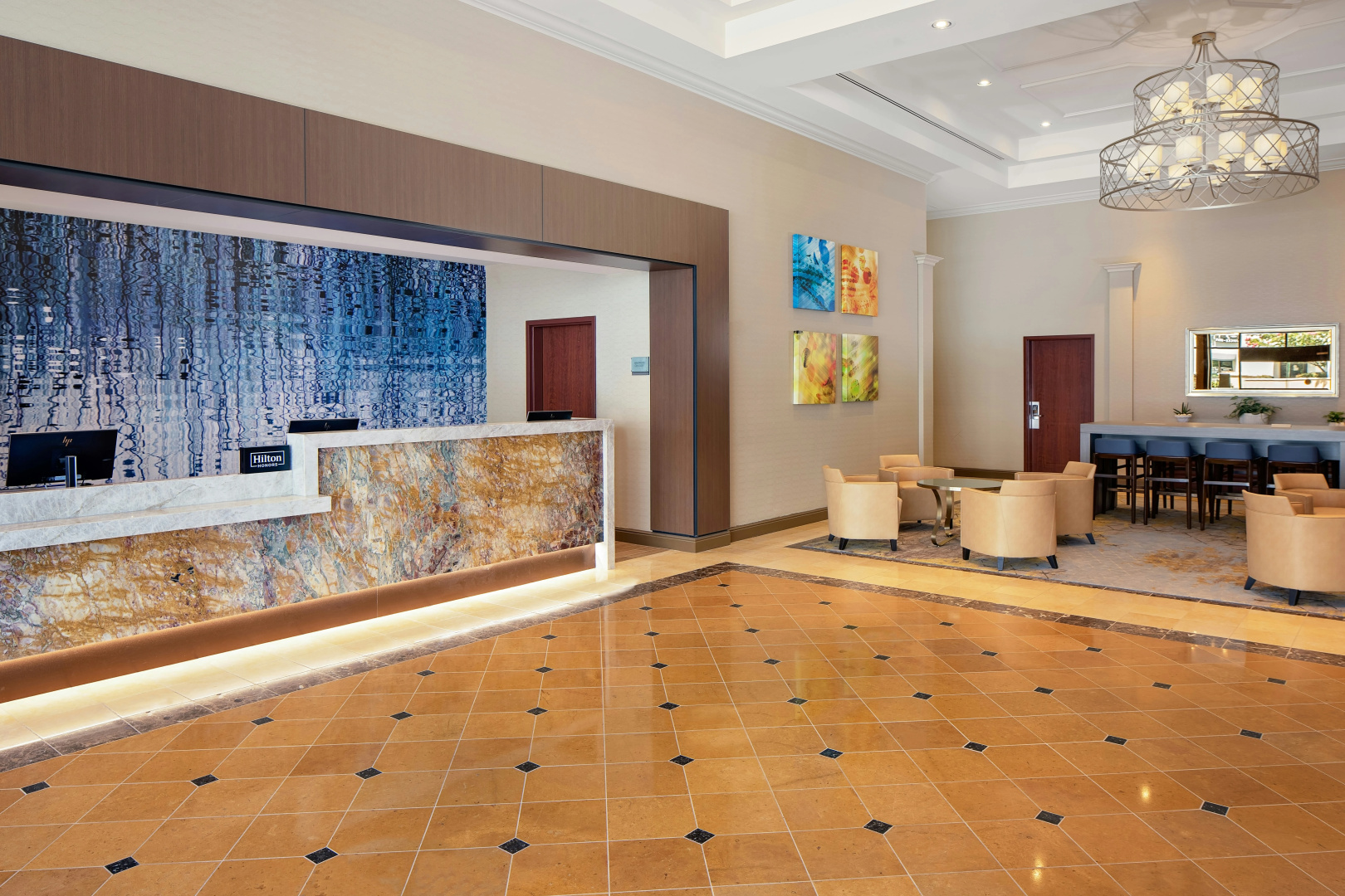 Foto - Hotel Zessa Orange County Airport, a DoubleTree by Hilton