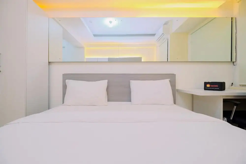 Good Choice and Homey Studio Podomoro Golf View Apartment