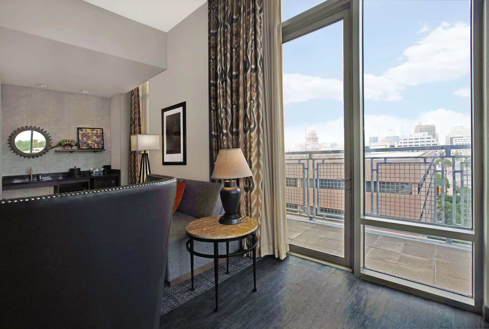 Photo - Hampton Inn & Suites Austin @ The University / Capitol
