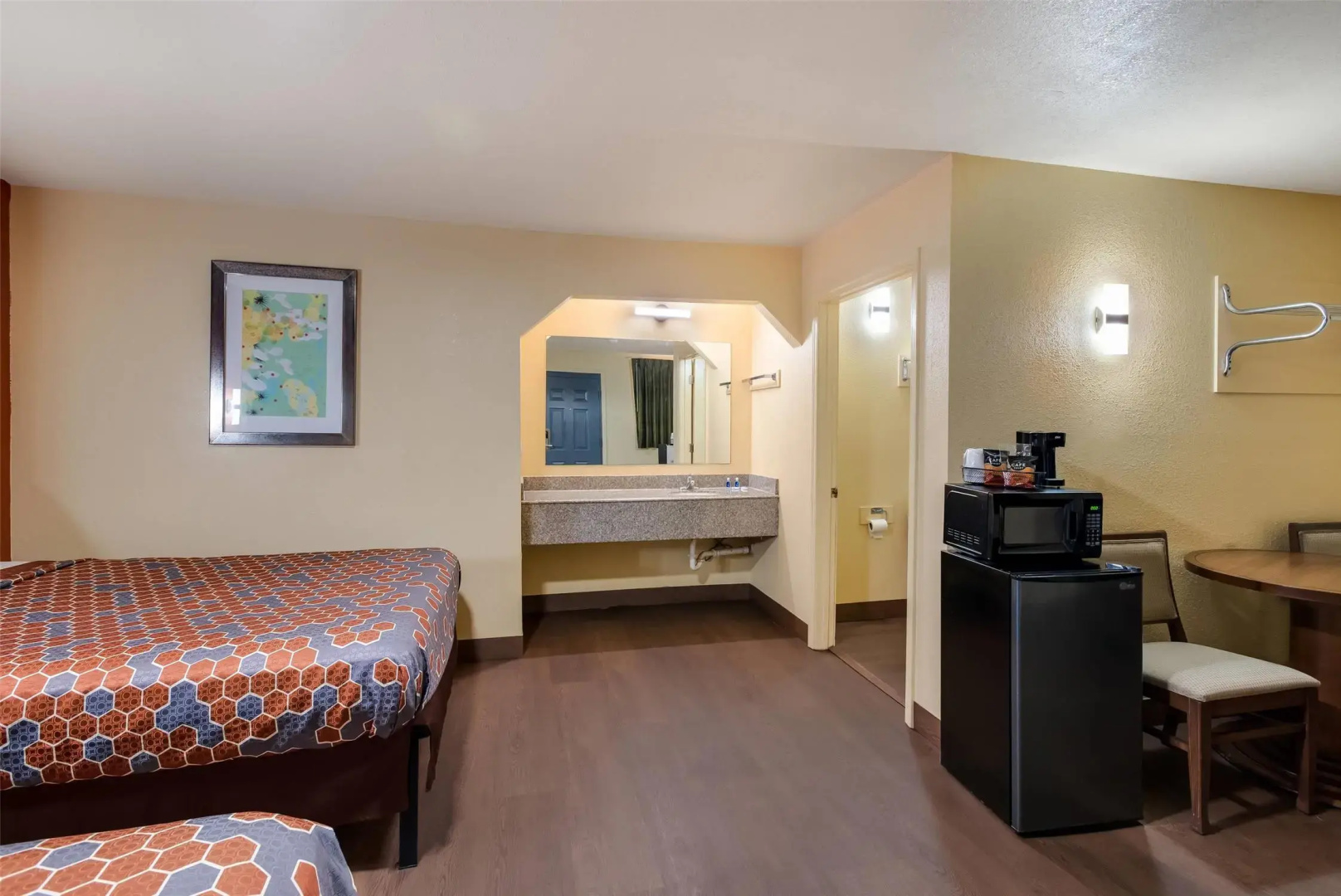 Foto - Relax Inn and Suites