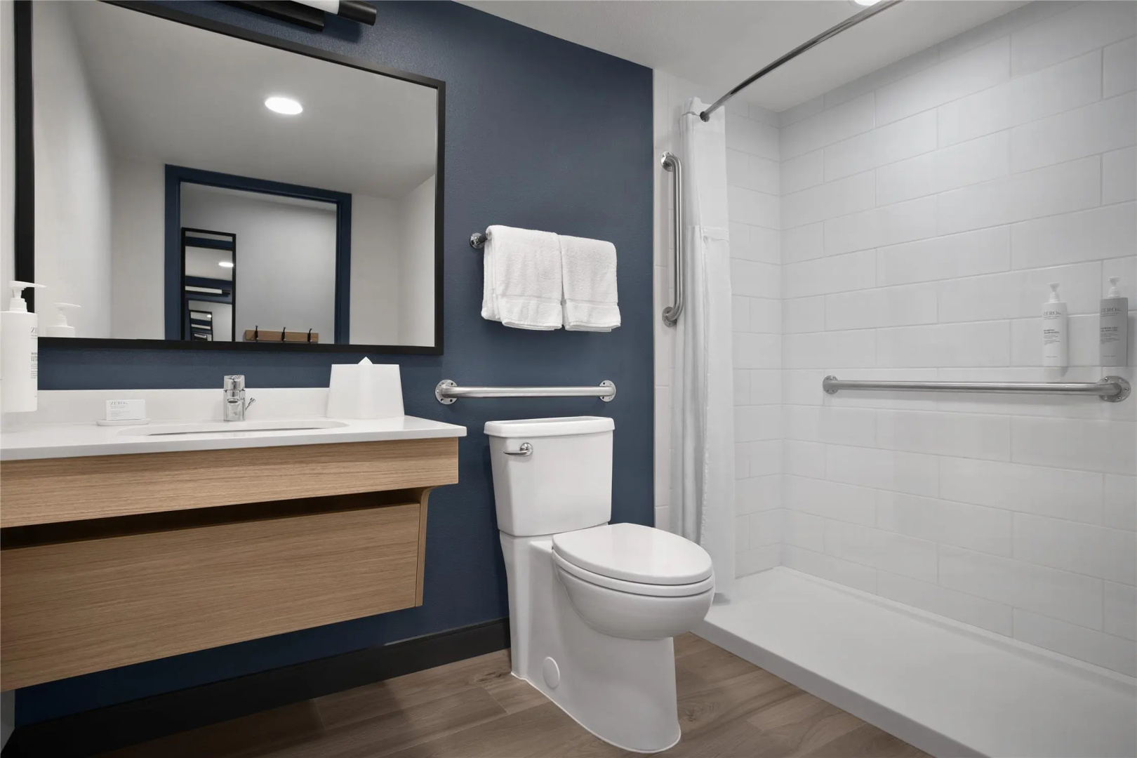Photo - Spark by Hilton Denver East I 70