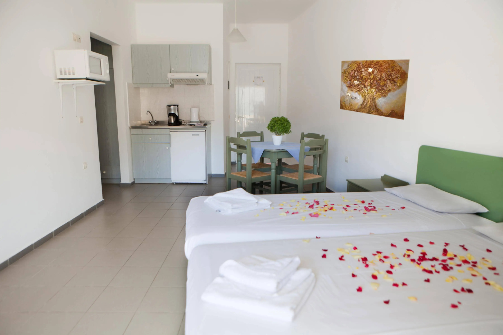 BLUE HORIZON APARTMENT BALI