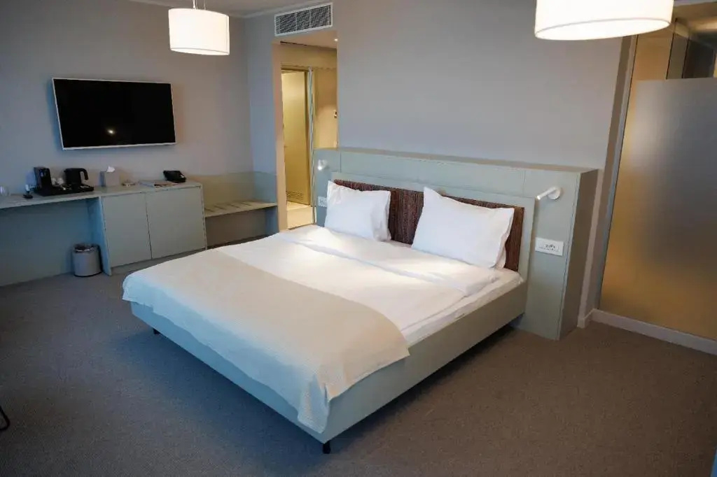 Photo - Millennium Hub & Hotel