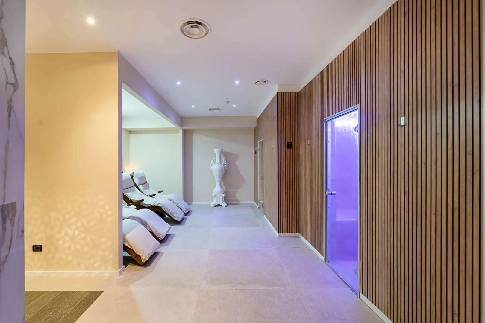 Photo - Best Western Plus The Hub Hotel