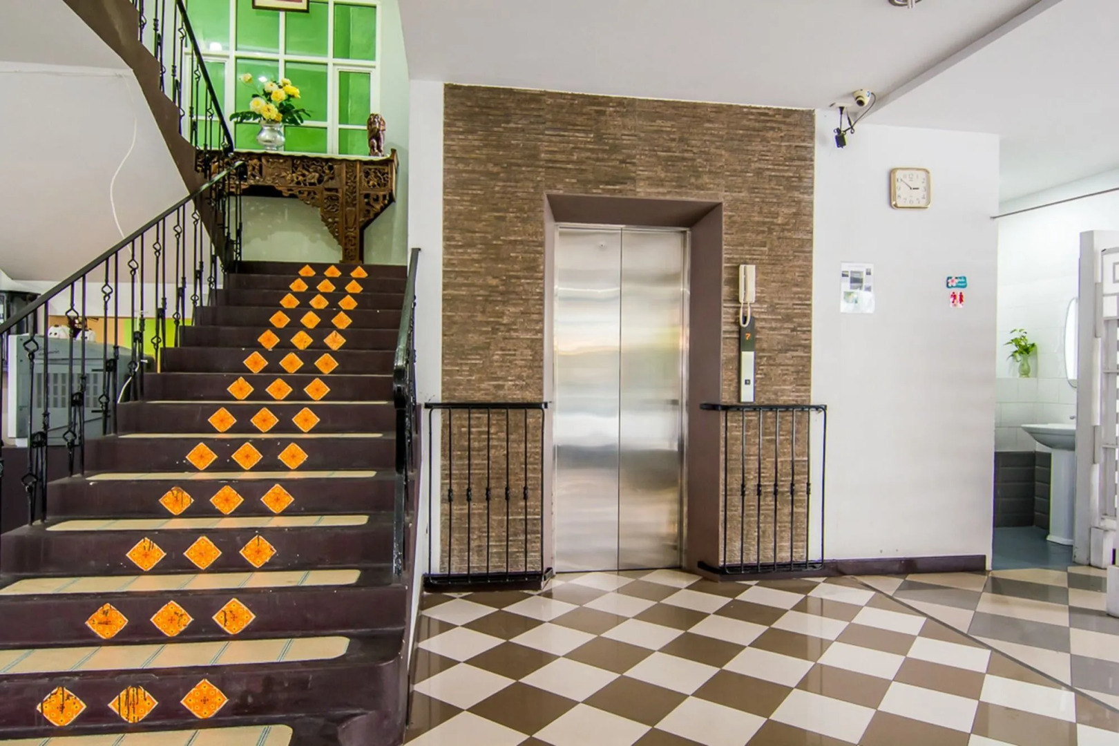 Foto - Sutus Court 1