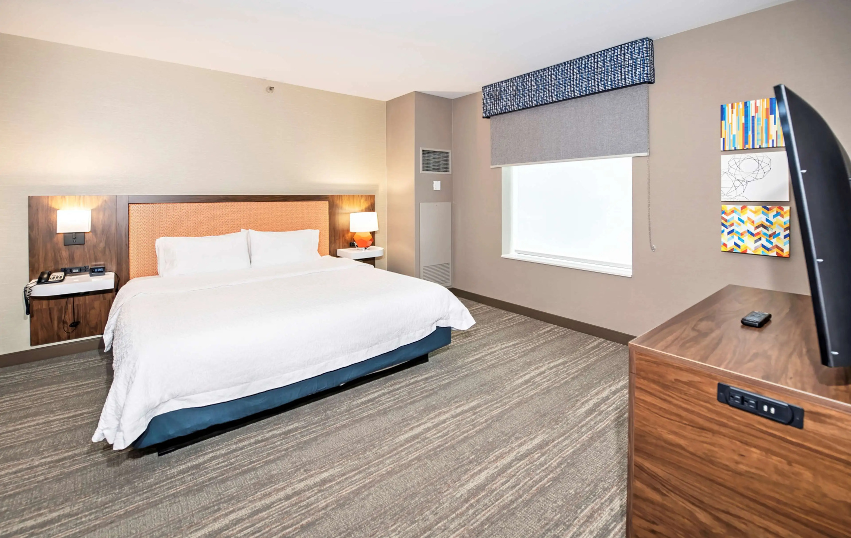 Photo - Hampton by Hilton Ottawa