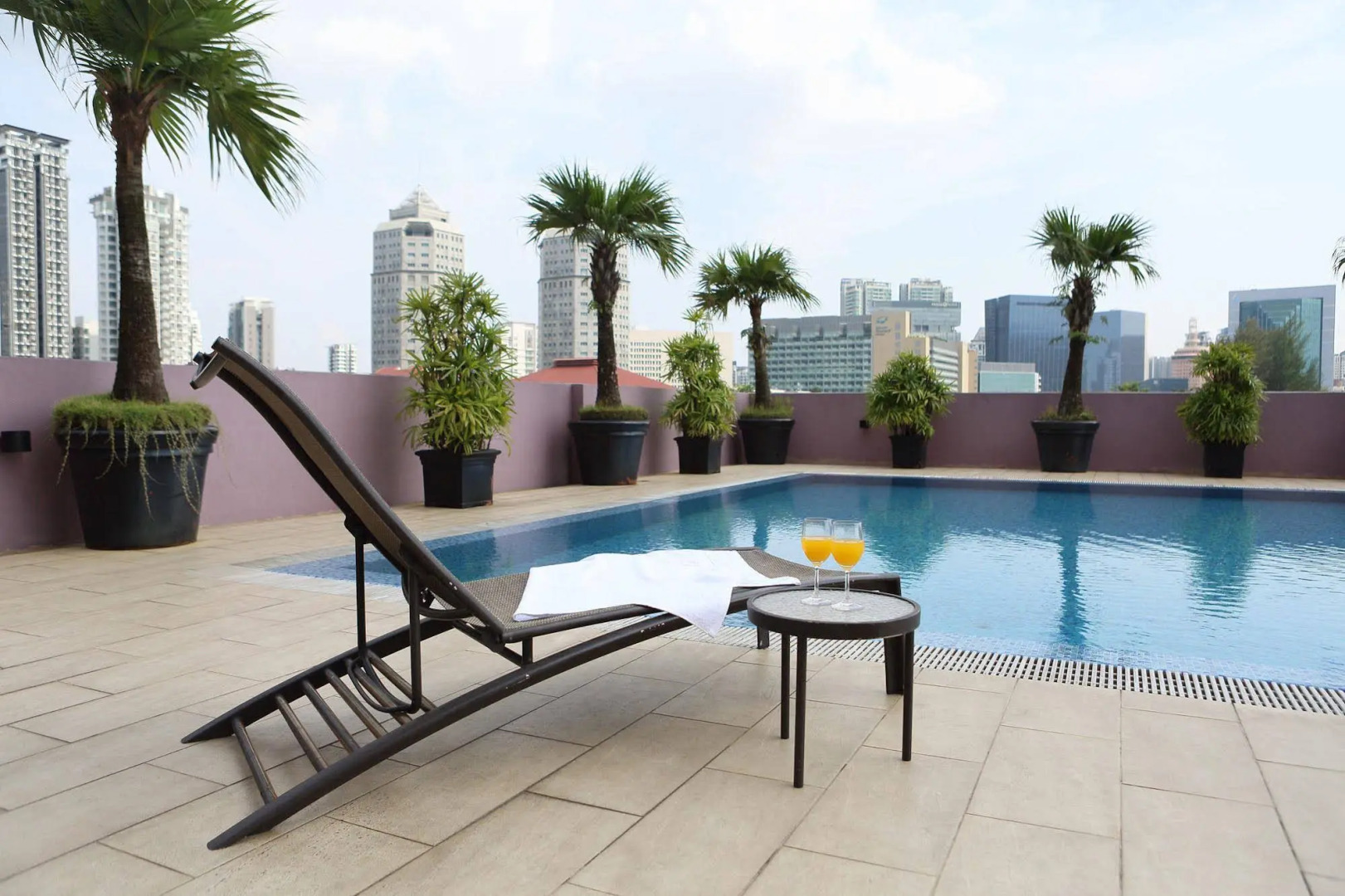 Photo - Value Hotel Thomson