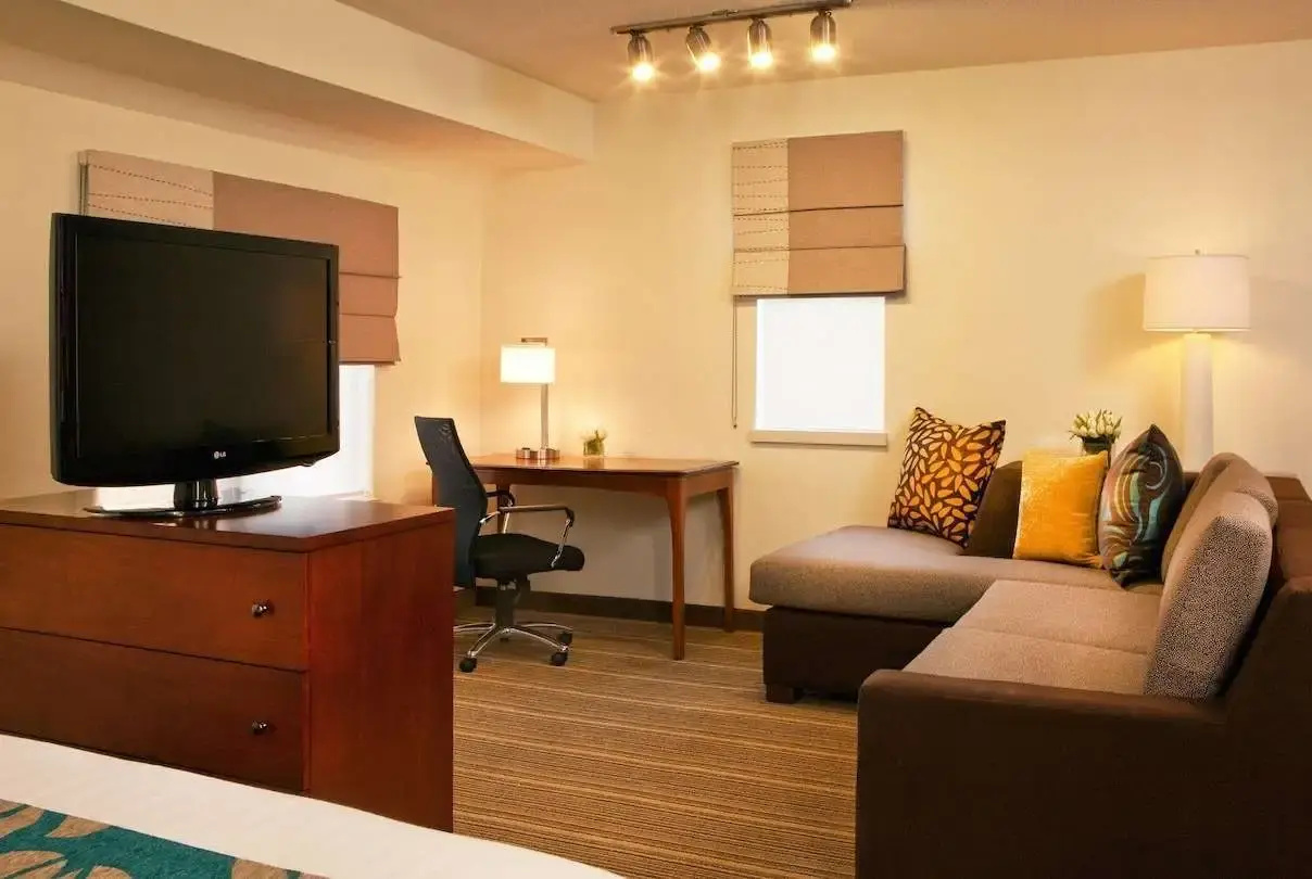 Foto - Tysons Corner Suites, A Baymont by Wyndham