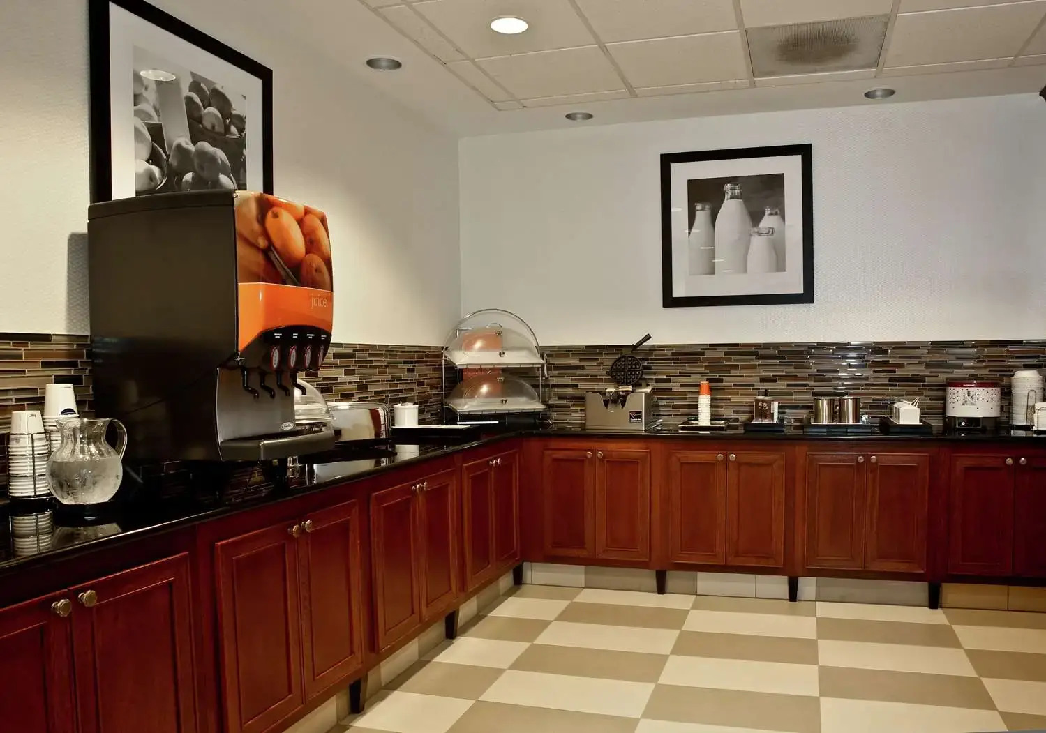 Photo - Hampton Inn McHenry