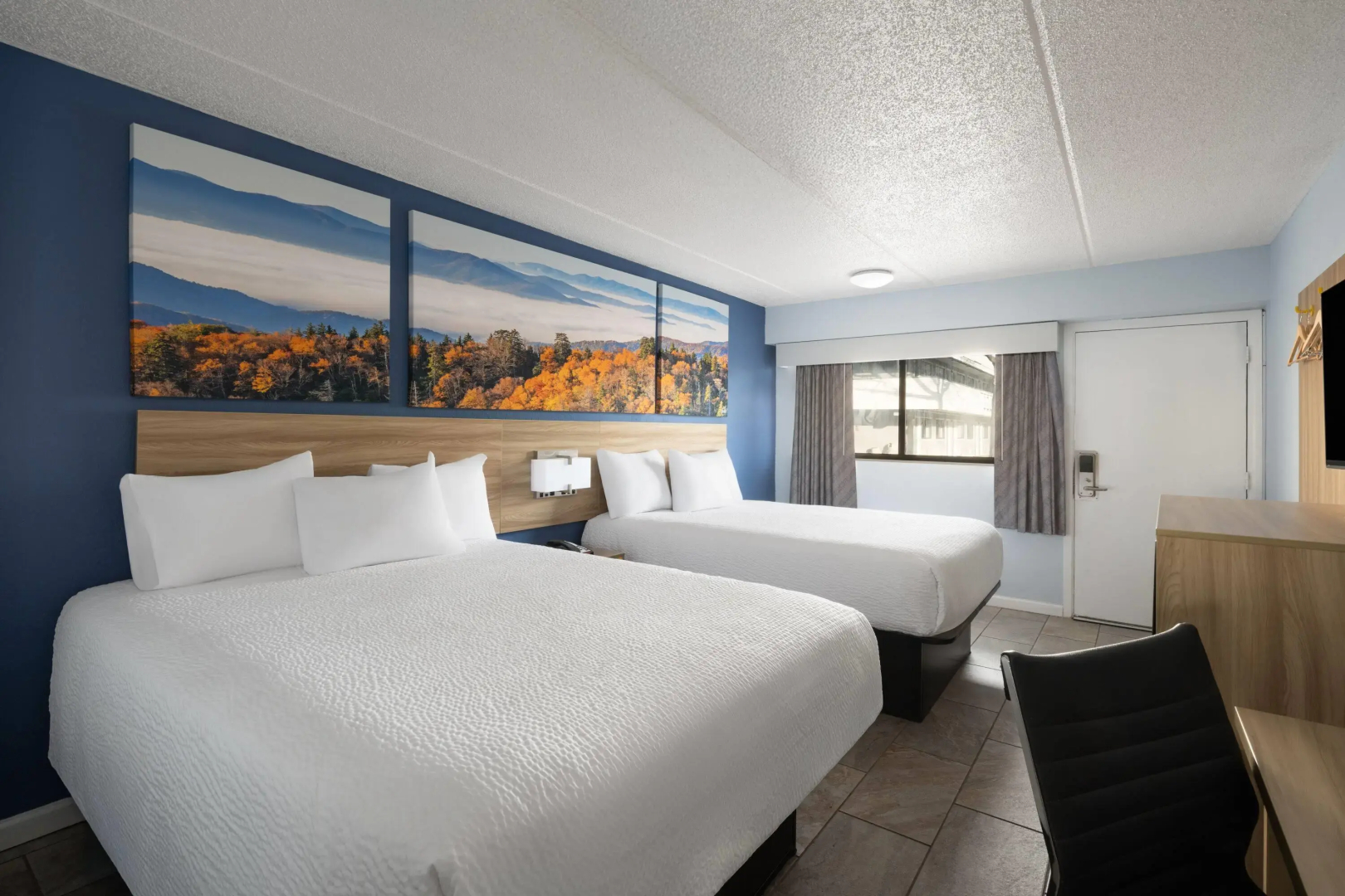 Photo - Days Inn by Wyndham Charlotte University