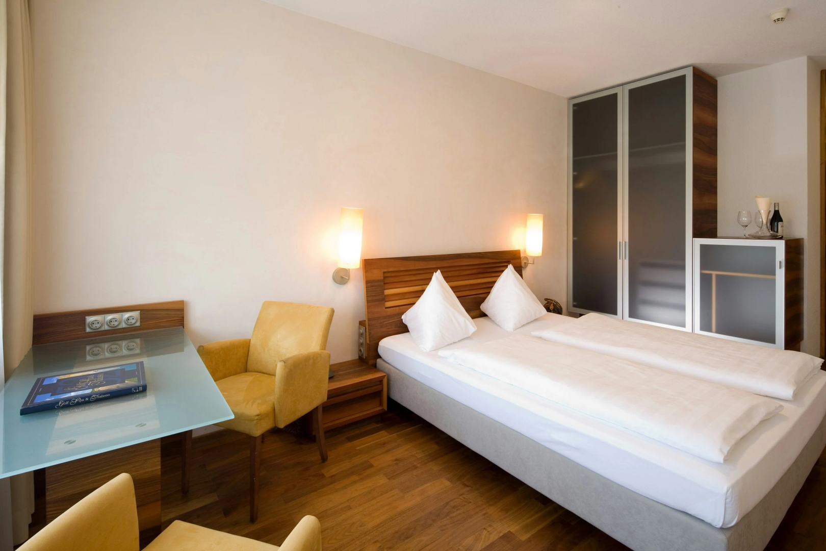 Photo - Hotel Penz West
