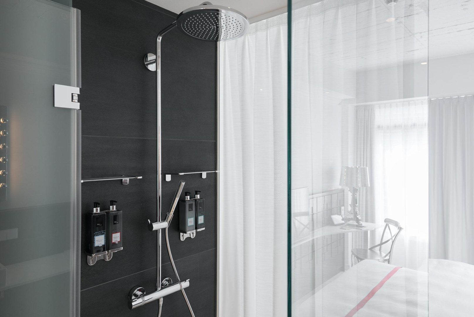 Photo - Ruby Stella Hotel London by IHG