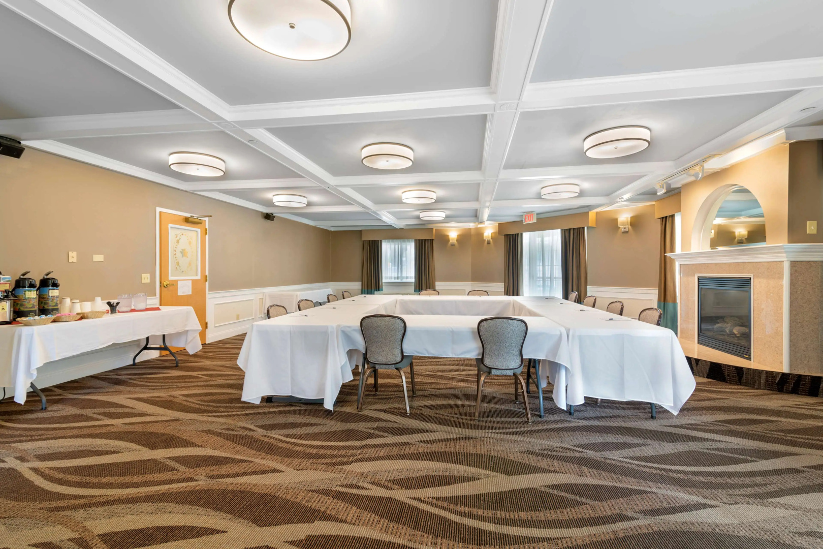 Photo - Best Western Plus Executive Court Inn & Conference Center