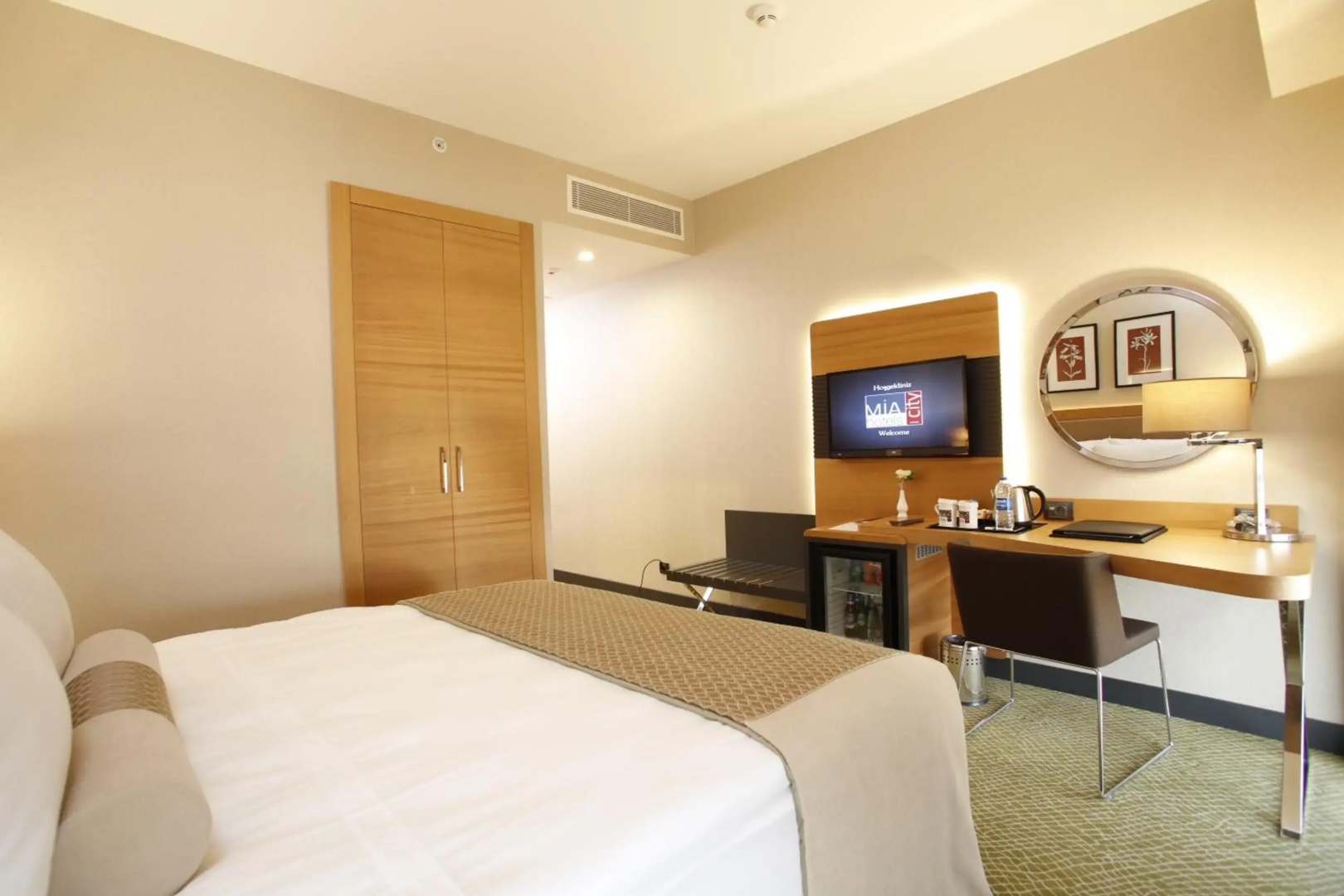Photo - Mia City Hotel