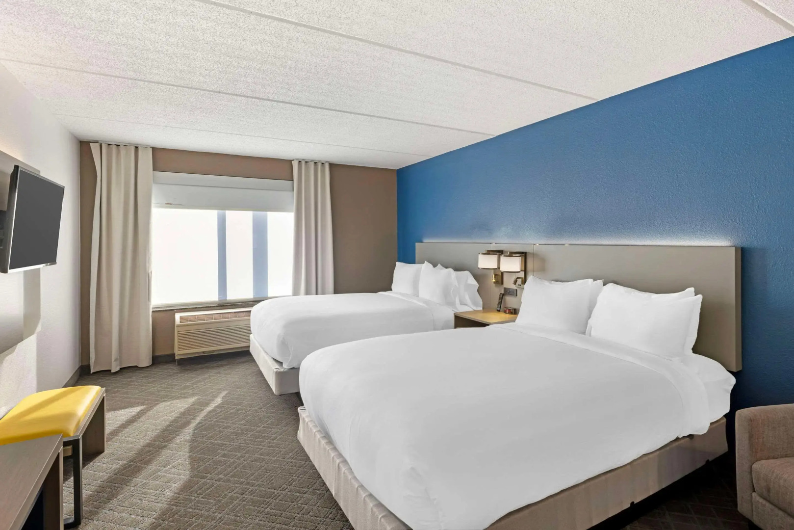 Photo - Comfort Inn & Suites Arlington Heights - Schaumburg