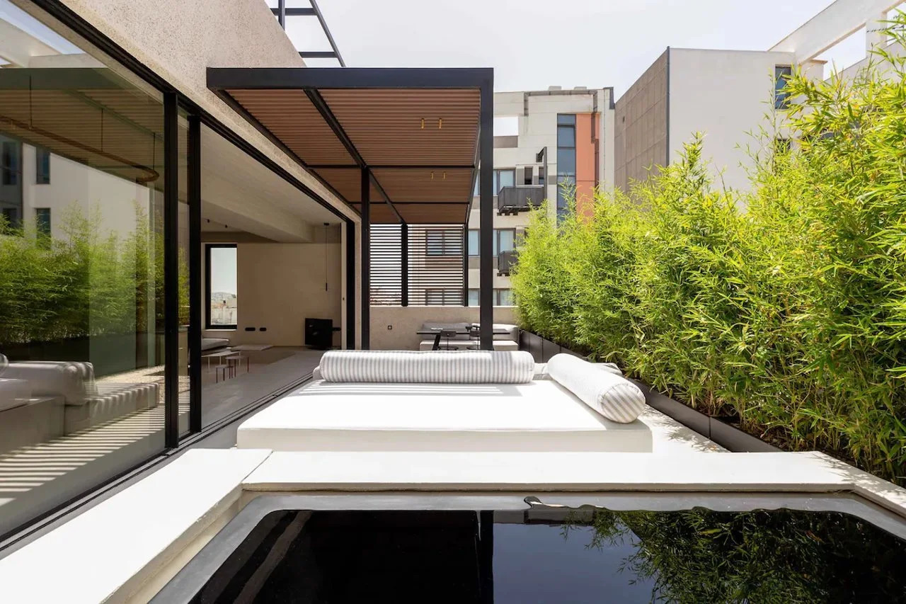 Foto - The Newel Psychiko